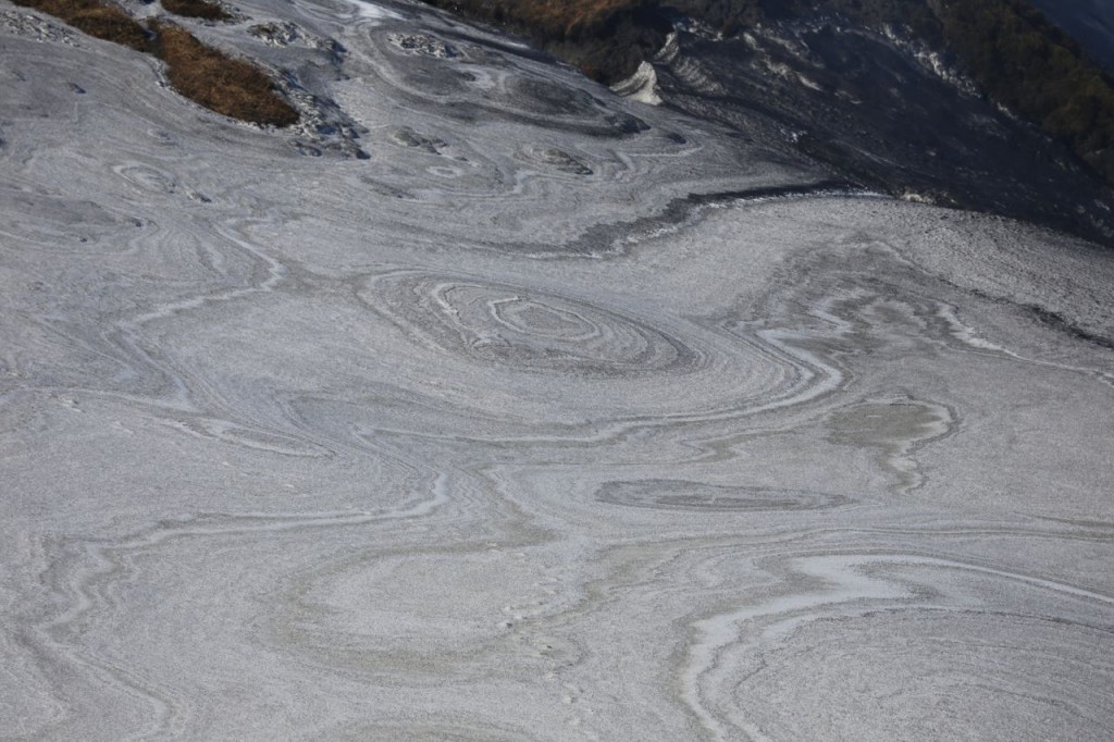 Patterns in snow