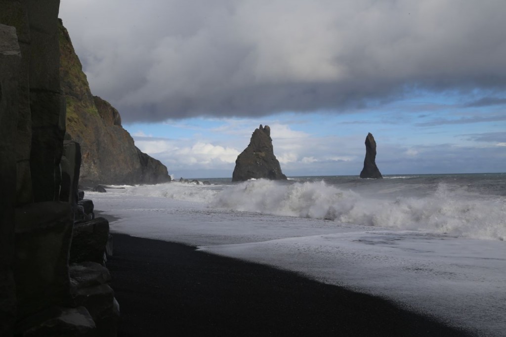 Reynisdrangur beach