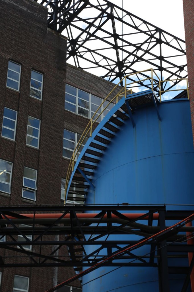 Tank next to Building 41