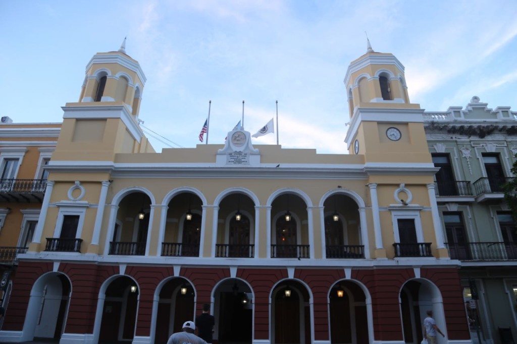 Alcaldia (City Hall)