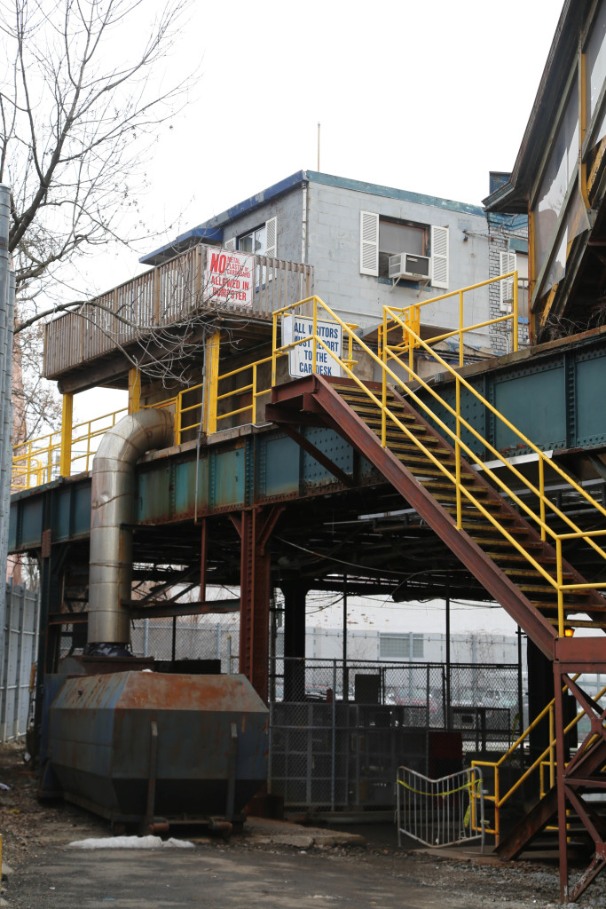 The lavish office of the yard supervisor