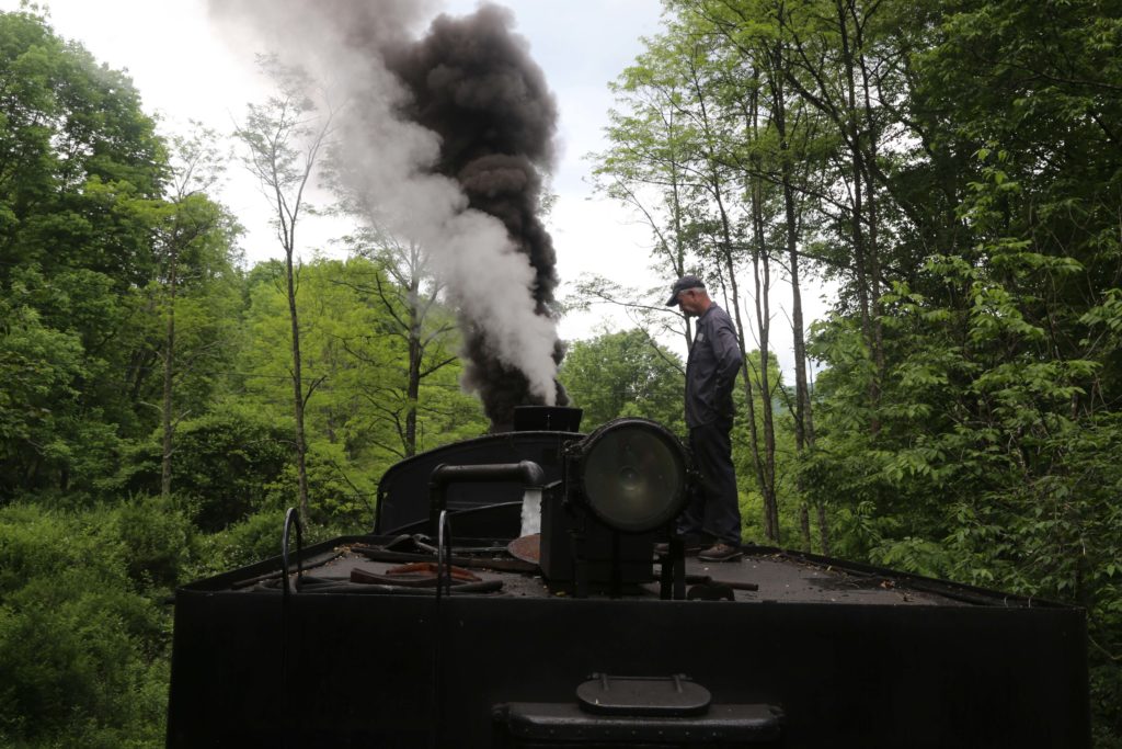 Refilling the locomotive with water on the return trip